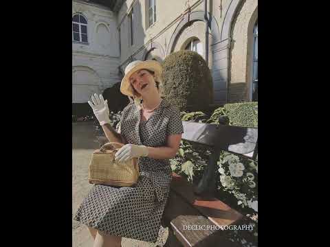 Preview image for the video "Shooting Photo Rétro à l'Abbaye de la Cambre Bruxelles".
