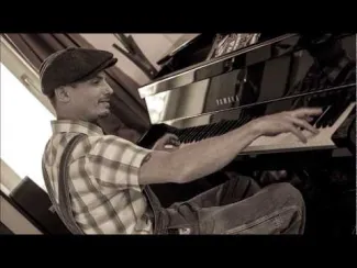 Preview image for the video "Sebi Lee. le rockabilly vécu intensément. le boogie-woogie, country, rock'n'roll, jazz, jam,...".