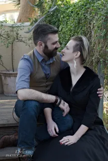 couple shooting photo